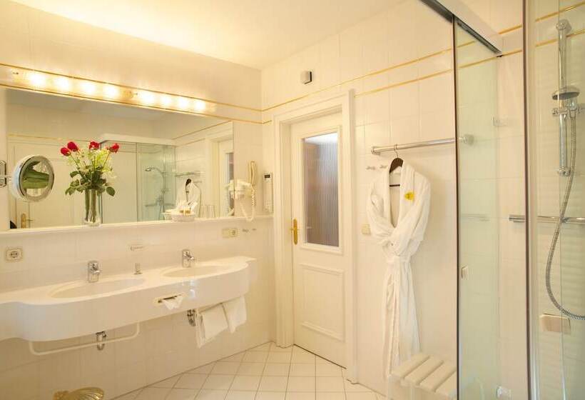 בית מלון כפרי Chateau Fontenay