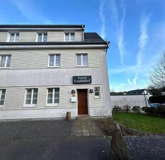 Отель Gasthaus Lindenhof