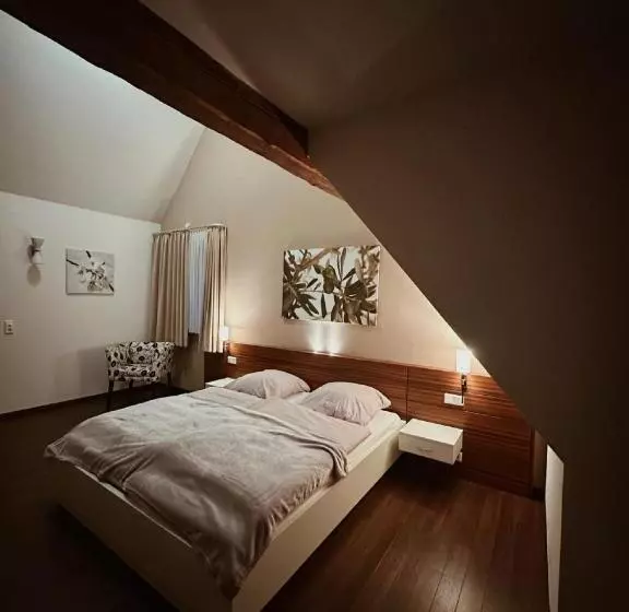 Отель Gasthaus Lindenhof