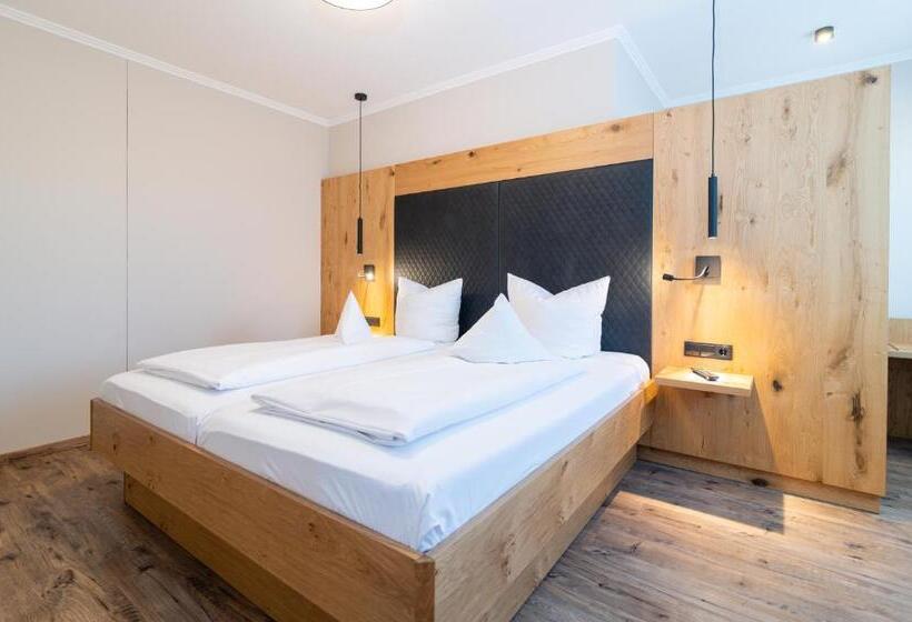 ホテル & Gasthof Richard Held