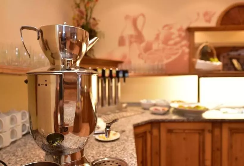 هتل & Gasthof Richard Held