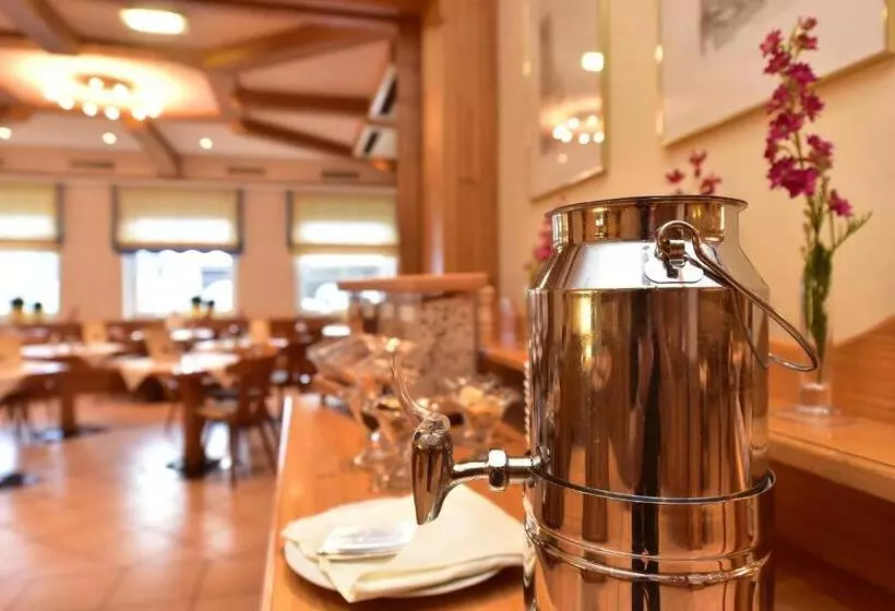 هتل & Gasthof Richard Held