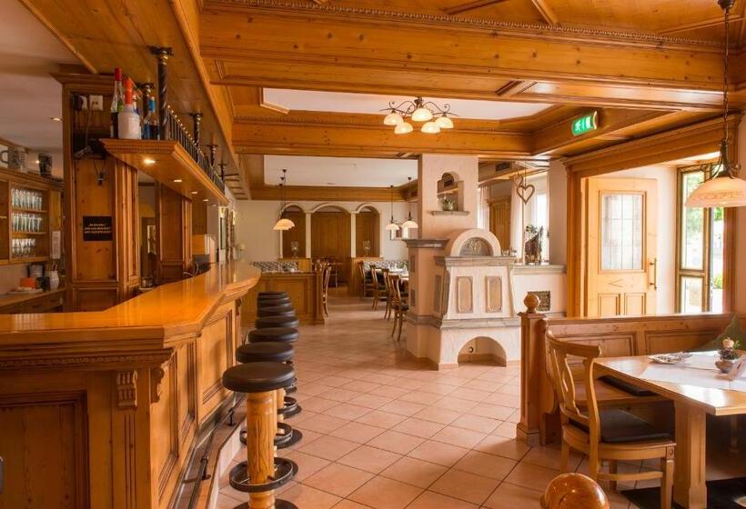 ホテル & Gasthof Richard Held