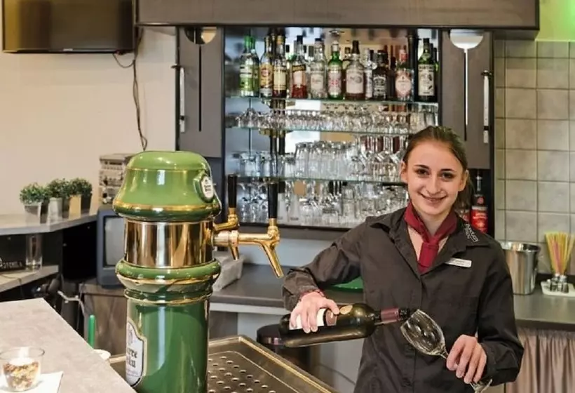 Отель Kronprinz Garni