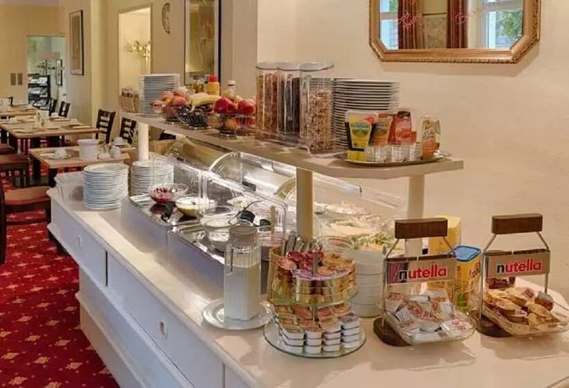 Отель Kronprinz Garni