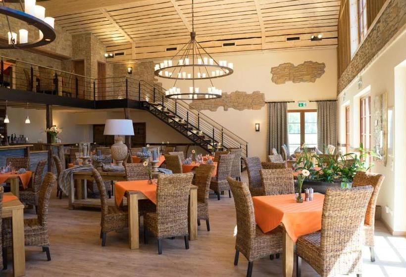 Отель Landgut Am Hochwald