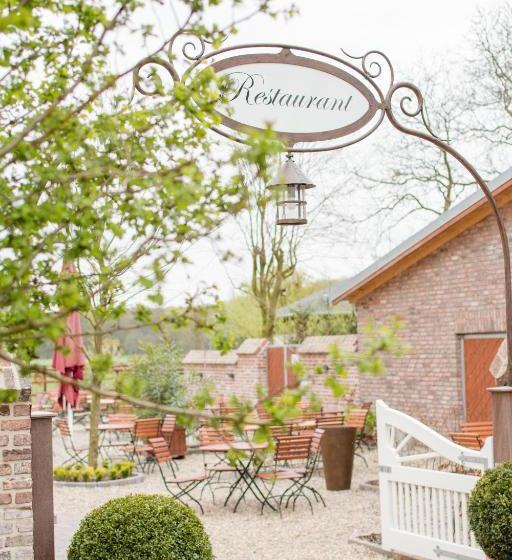 Отель Landgut Am Hochwald