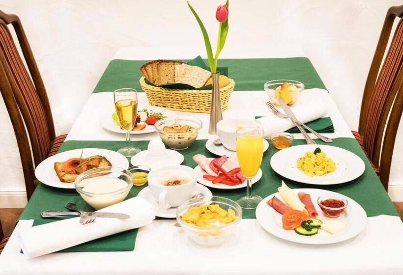 酒店 Restaurant Waldlust