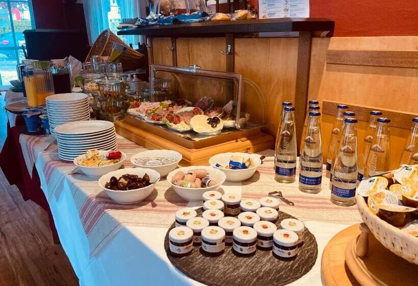 Hotelli Rosenheimer Hof