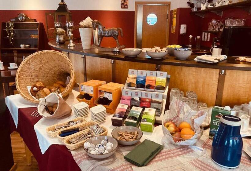 Hotelli Rosenheimer Hof