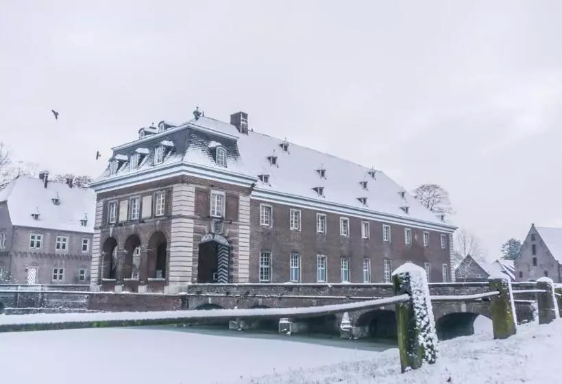 ホテル Schloss Wissen