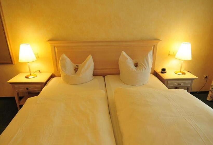 Отель Tannenhof