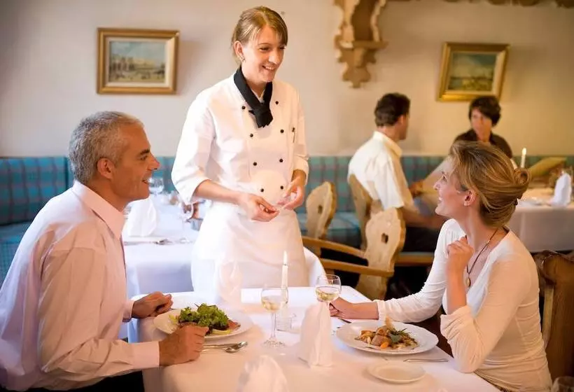 Отель Westfalen Hof