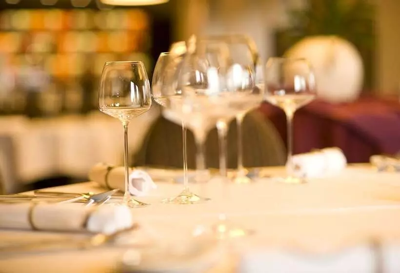 Отель Westfalen Hof