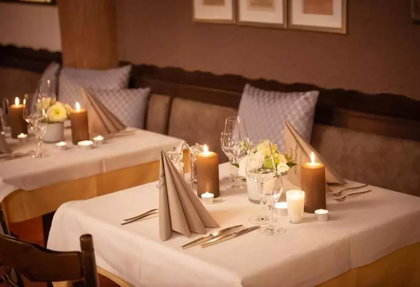 هتل Wittelsbacher Hof