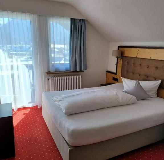 هتل Wittelsbacher Hof