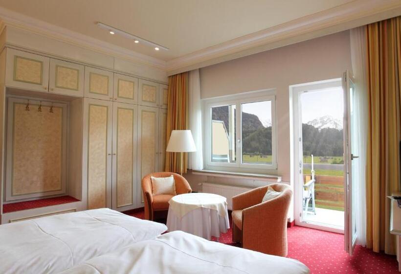 هتل Wittelsbacher Hof