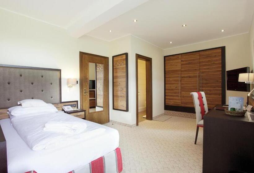 هتل Wittelsbacher Hof