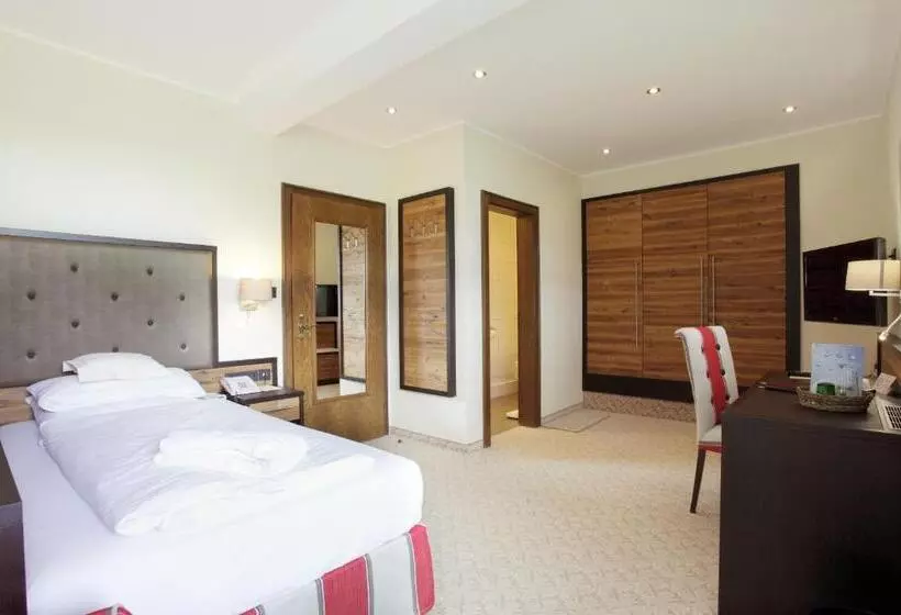 هتل Wittelsbacher Hof