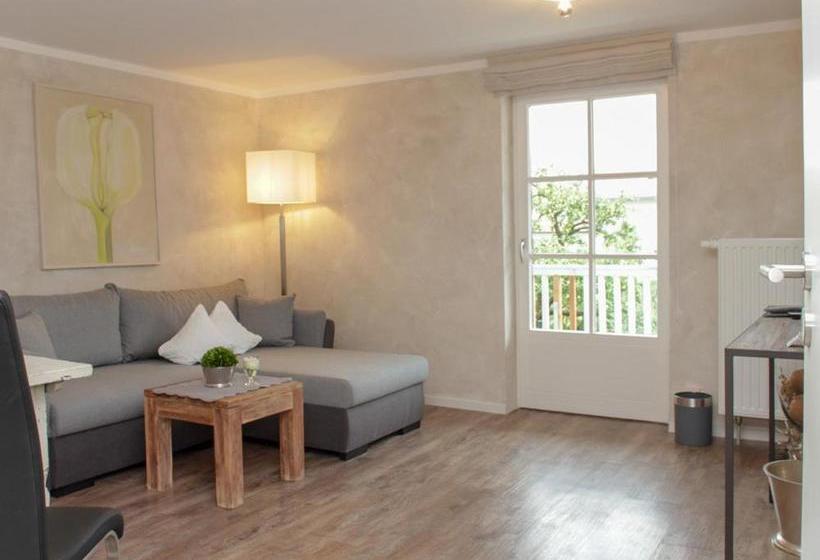 Отель Zur Sonne