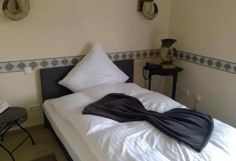 Пансион Gästehaus Chalet Ochtrup