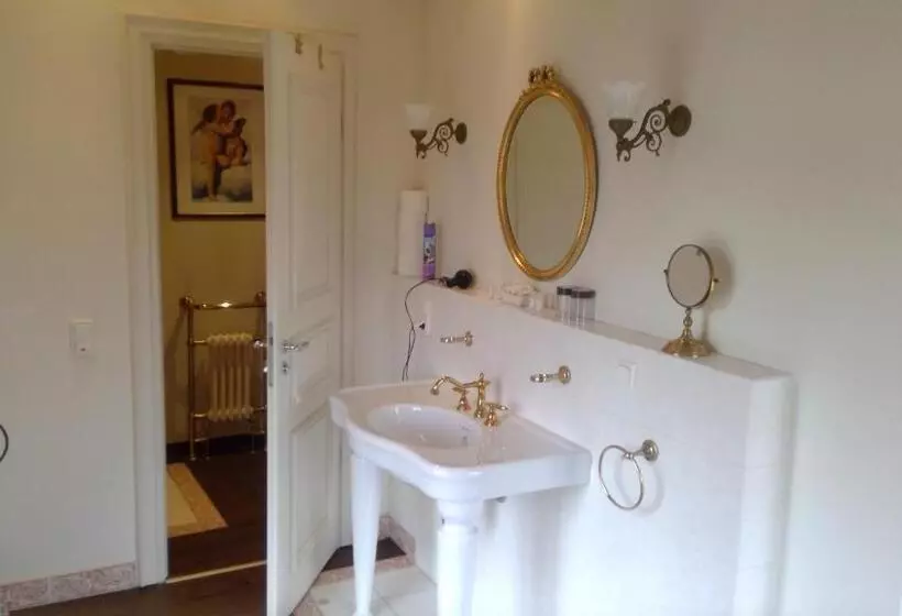 Пансион Gästehaus Chalet Ochtrup