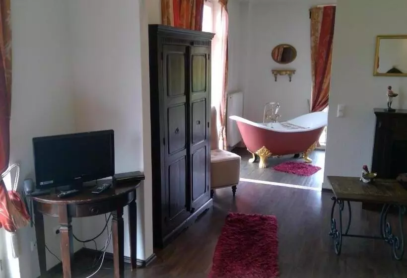 Пансион Gästehaus Chalet Ochtrup