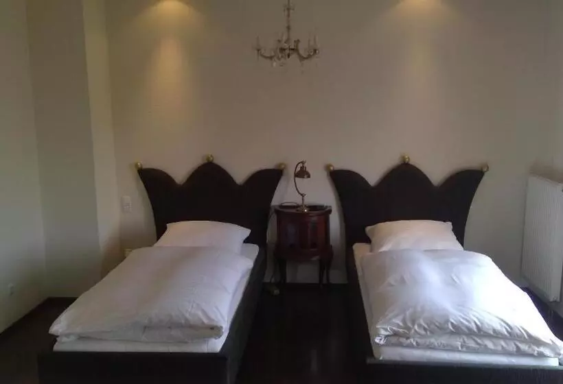 Пансион Gästehaus Chalet Ochtrup