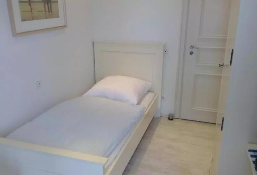 Пансион Gästehaus Chalet Ochtrup