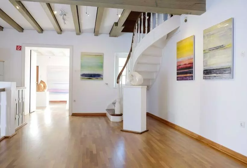 펜션 Rhein River Guesthouse   Direkt Am Rhein