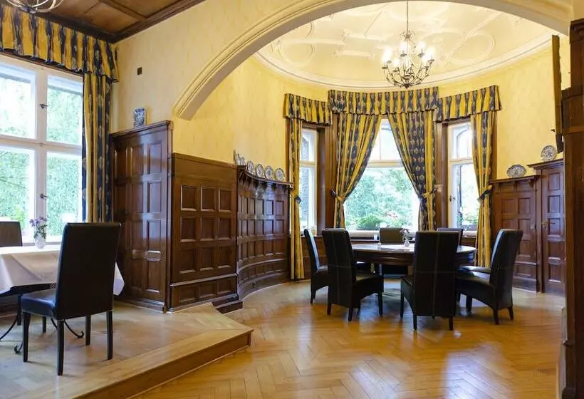 Schlosshotel Villa Westerberge