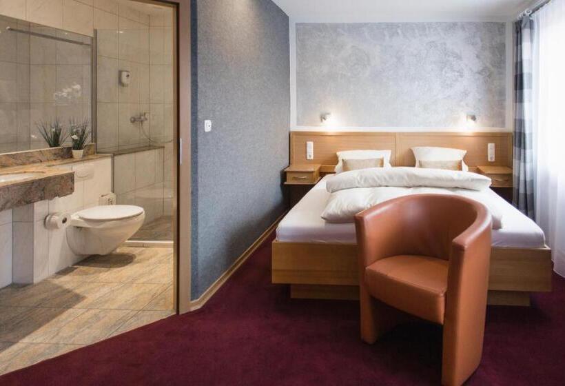 Schwiizeralp Hotel & Restaurant