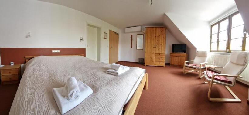 Garni Hotel Zum Hothertor