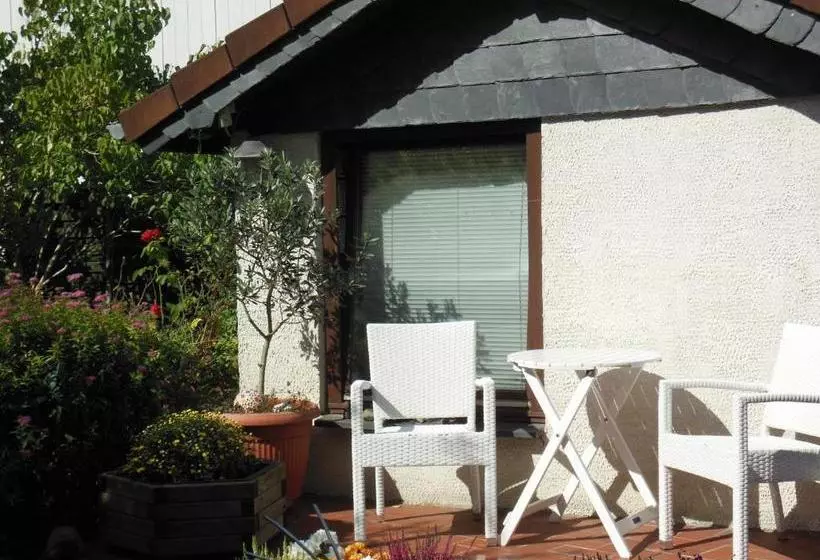 בית מלון כפרי Altrodenkirchen