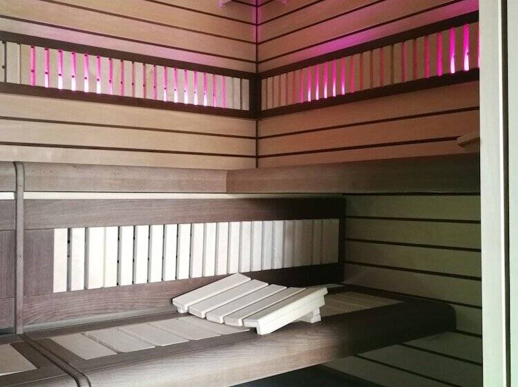 Отель Am Eisenberg