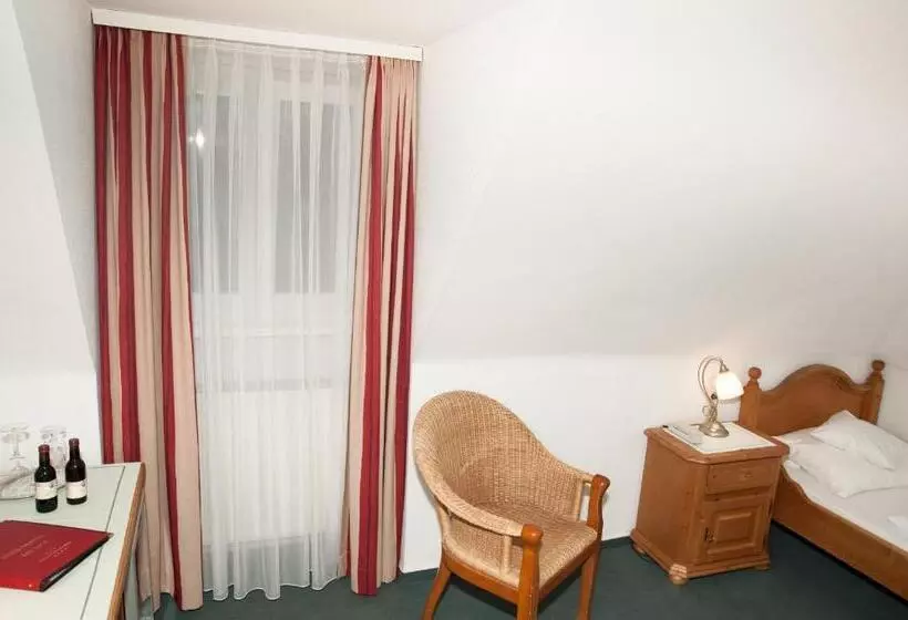 בית מלון כפרי Am Römerwall