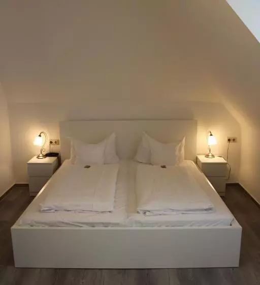 בית מלון כפרי Am Römerwall