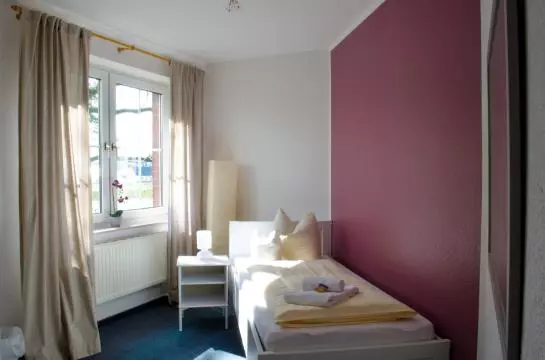 Отель Am Wulfter Turm Sportpark