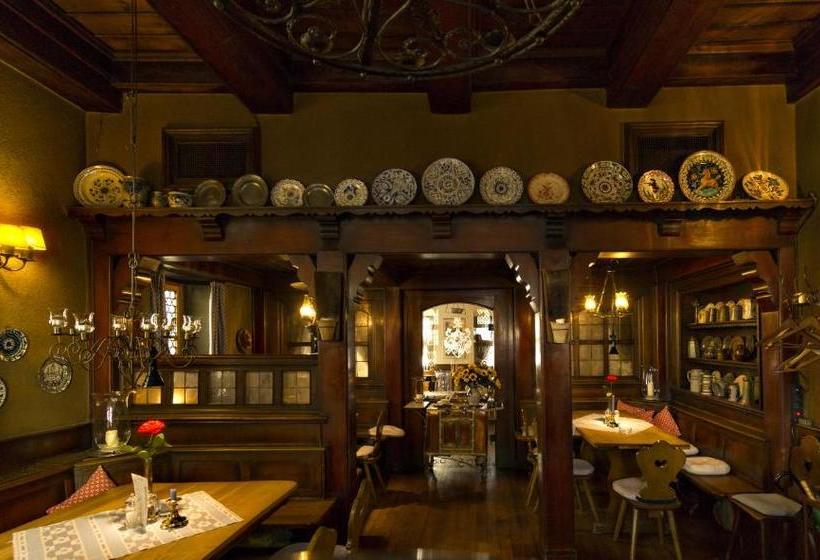 Отель Breidenbacher Hof