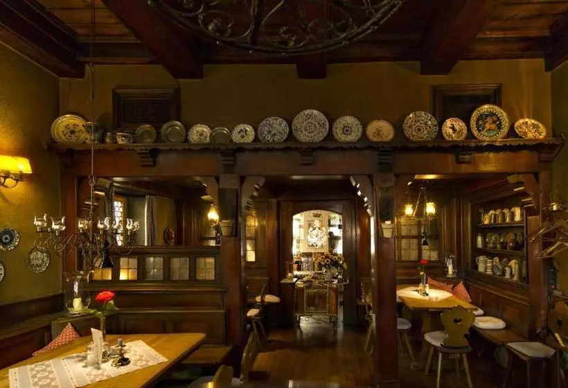 Hotelli Breidenbacher Hof