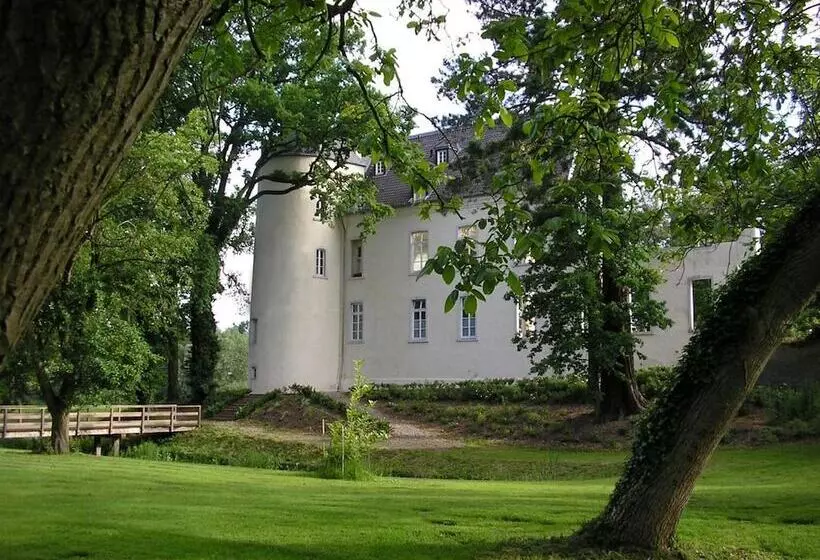 酒店 Burg Boetzelaer