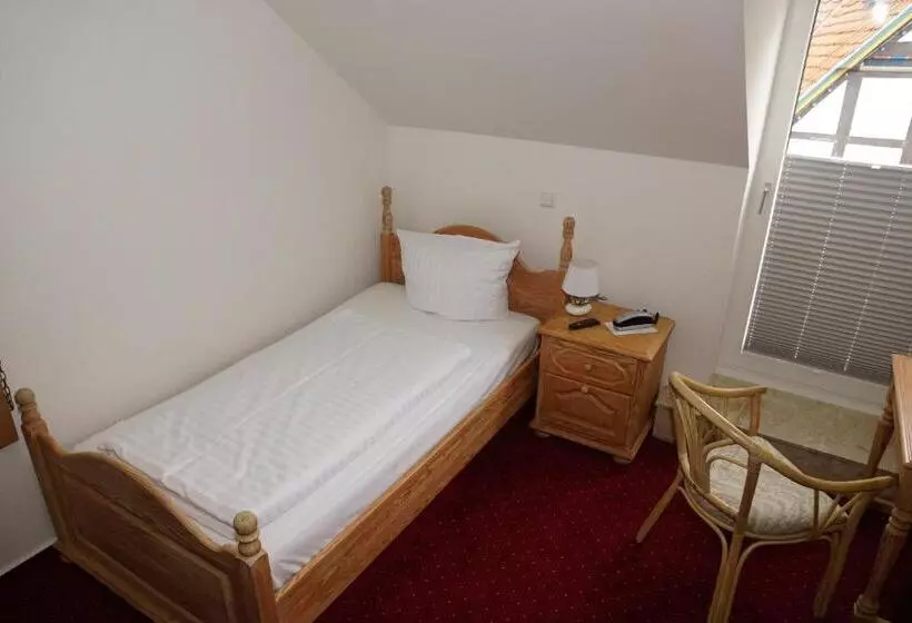 酒店 Deutsches Haus