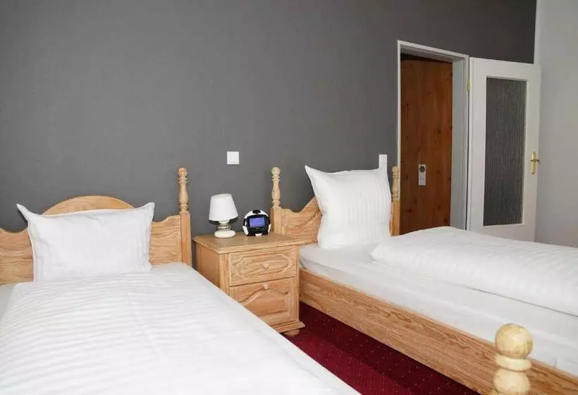 酒店 Deutsches Haus