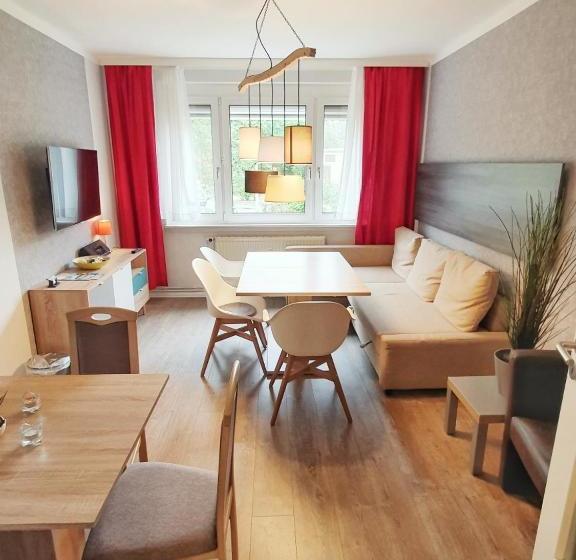 Komfort Ferienwohnungen Zwenkauer See