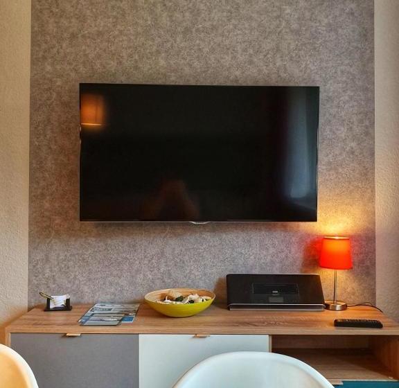 Komfort Ferienwohnungen Zwenkauer See