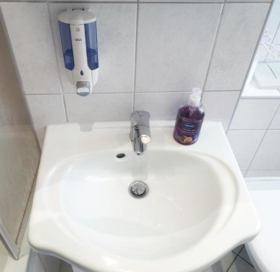 Komfort Ferienwohnungen Zwenkauer See