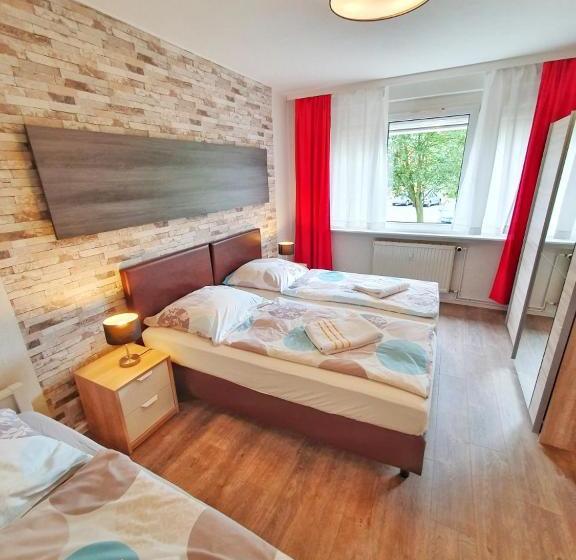 Komfort Ferienwohnungen Zwenkauer See