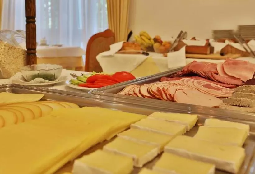 בית מלון כפרי Kaufmann