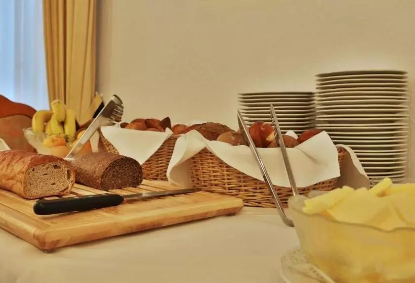 בית מלון כפרי Kaufmann