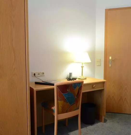 Отель Kruse Zum Hollotal